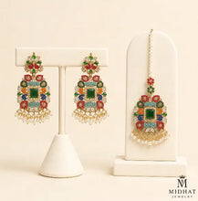 Earrings & Maang Tikka Set